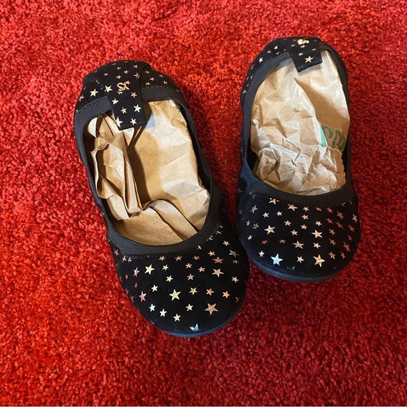 YS Yosi Samra Black Star Metallic Print Foldable Ballet Flats - Picture 9 of 9